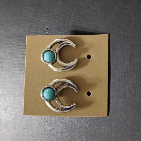 Silver Tone Faux Turquoise Blue Crescent Moon Pierced Statement Earrings - Picture 1 of 3